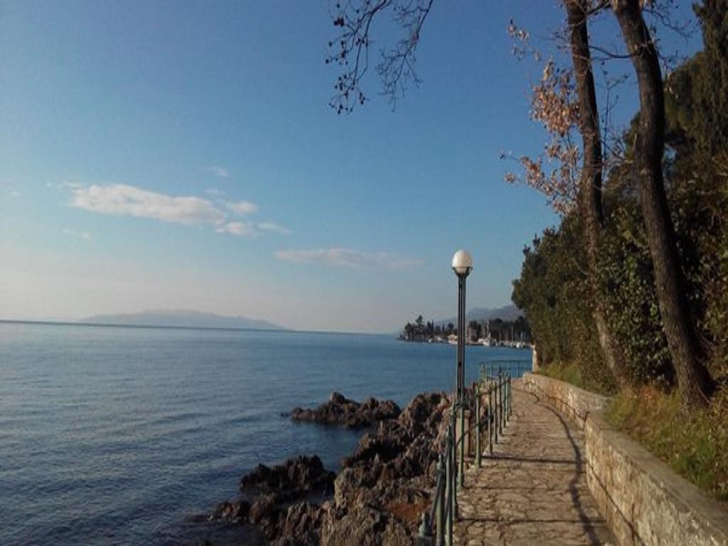 Villetta Diana Opatija Exterior photo